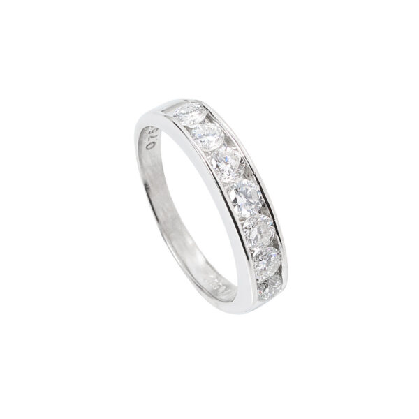 Anillo Medio cintillo 7 diamantes Talla 11