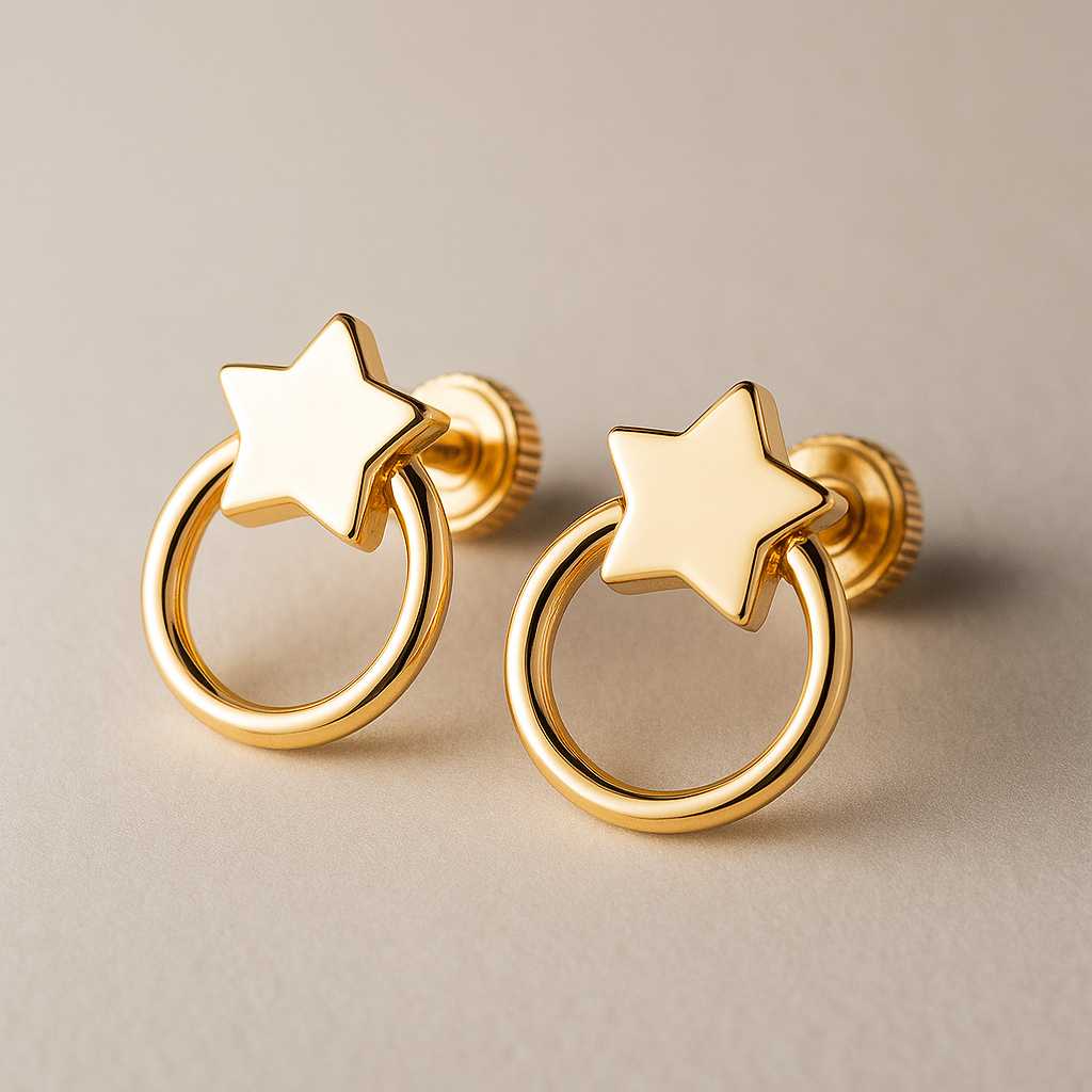 20250908_1410_Pendientes Estrella Dorada_remix_01k4n4v29dfrk92jatcta1gwfm