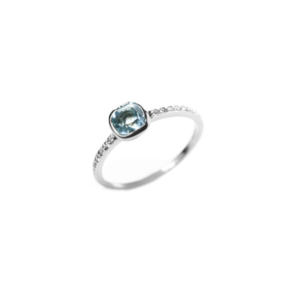Anillo Solitario Topacio azul Princess #13